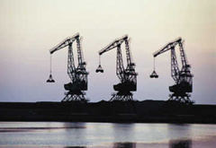 &ldquo;三桶油&rdquo;布局加拿大，美國受益？