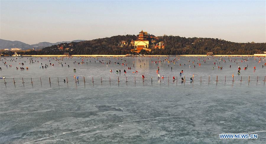 #CHINA-BEIJING-PARK-ICE RINK (CN)