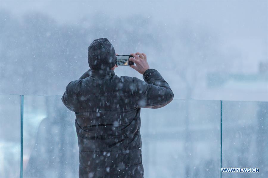 RUSSIA-MOSCOW-SNOWFALL