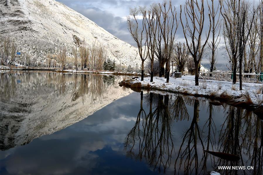 CHINA-LHASA-SNOWFALL (CN)