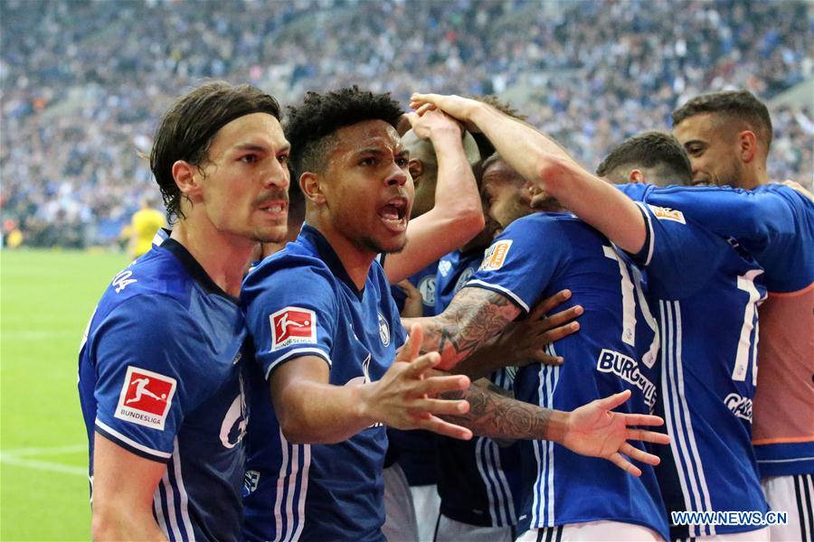 (SP)GERMANY-GELSENKIRCHEN-BUNDESLIGA-SCHALKE 04 VS DORTMUND