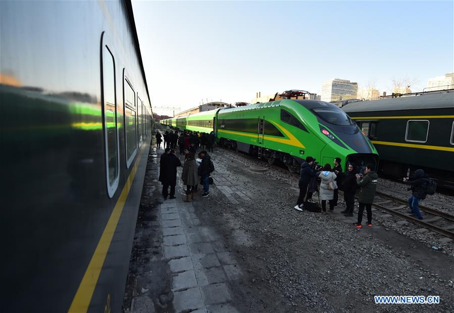 CHINA-BEIJING-NEW FUXING HIGH-SPEED TRAIN-TO BE PUT INTO OPERATION (CN)