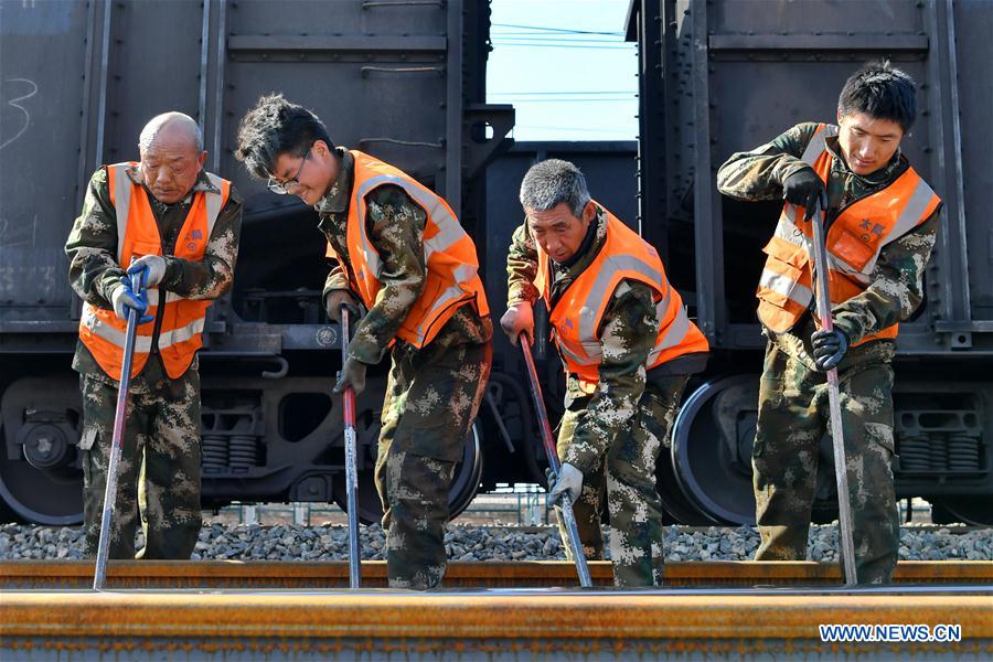 CHINA-SHANXI-DATONG-QINHUANGDAO RAILWAY-OVERHAUL (CN)