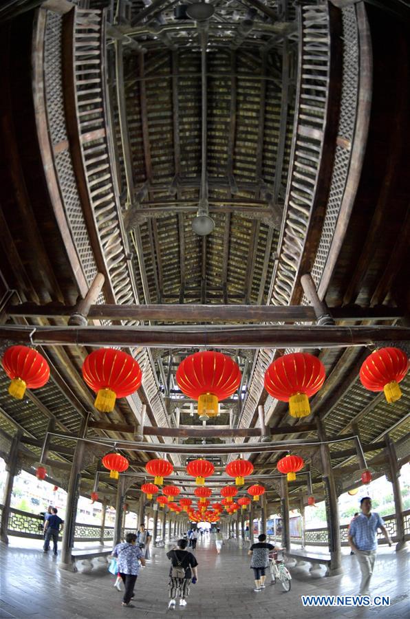 #CHINA-HUBEI-ENSHI-TRADITIONAL BRIDGE (CN)