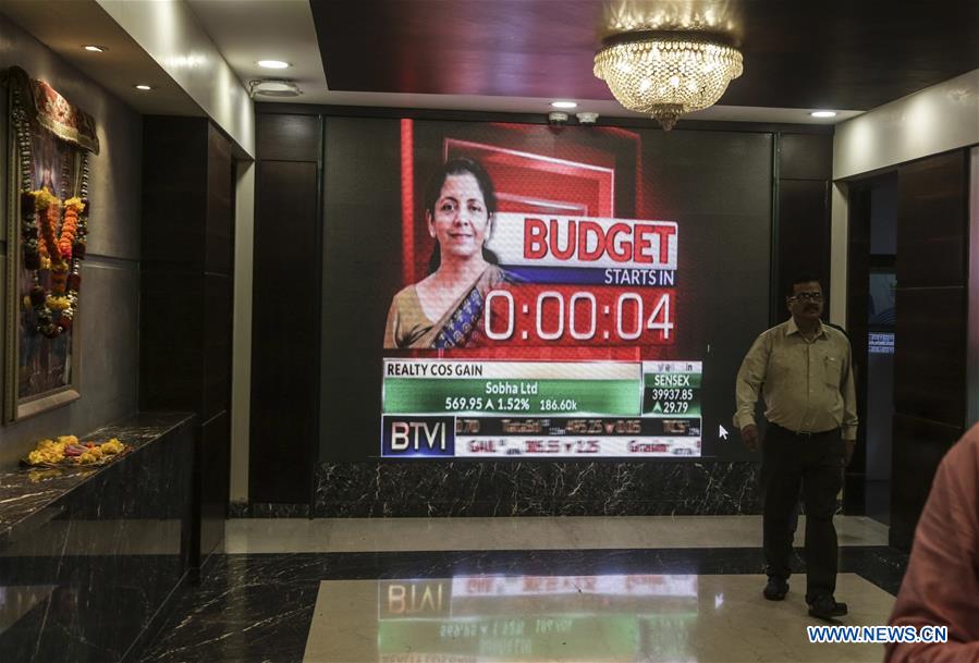 INDIA-MUMBAI-ECONOMY-FEDERAL BUDGET