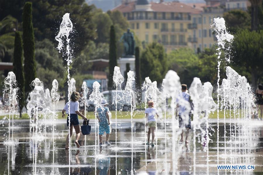 FRANCE-NICE-HEAT WAVE