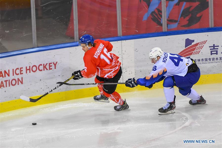 (SP)CHINA-JILIN CITY-ICE HOCKEY-SILK ROAD SUPREME HOCKEY LEAGUE-TSEN TOU VS HUMO(CN)