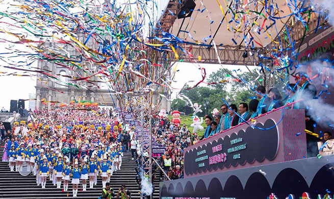 Macao holds int'l parade to mark 19th anniversary of return to motherland