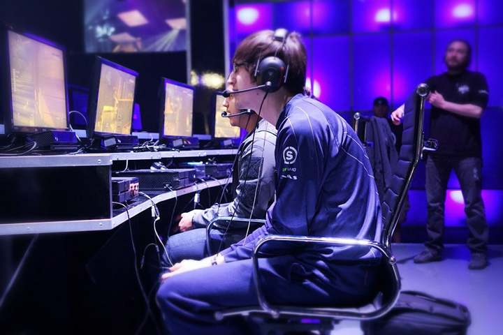 如何將&ldquo;電競(jìng)&rdquo;和&ldquo;健康&rdquo;畫(huà)上等號(hào)？