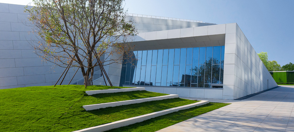 CBD將老的建筑利用，新的建筑營造并存，增加城市活力