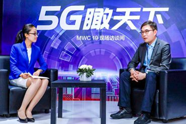 祝建平：5G+8K離我們?cè)絹?lái)越近