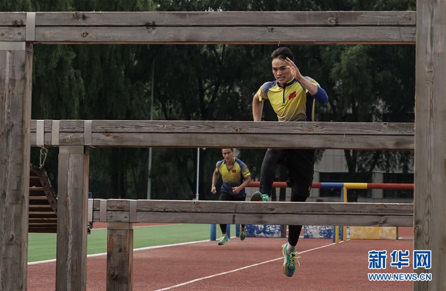 （軍運(yùn)會&middot;圖文互動）（9）從&ldquo;遲到者&rdquo;到世界冠軍&mdash;&mdash;記八一空軍五項(xiàng)隊(duì)隊(duì)員葉邦武（配本社同題文字稿）