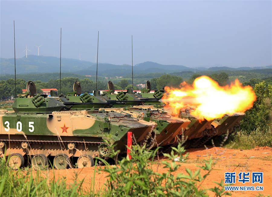 （人民空軍70年&middot;圖文互動(dòng)）（3）人民空軍空降兵：鍛造空降作戰(zhàn)尖刀利刃