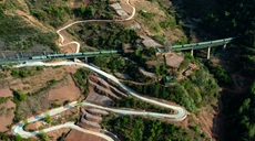 新華全媒+｜高鐵時代，大涼山鐵軌上流淌&ldquo;慢幸福&rdquo;