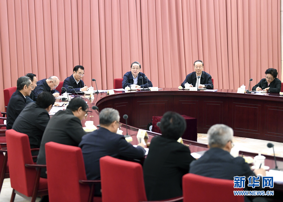 1月17日，中共政協(xié)第十二屆全國委員會(huì)黨組在北京召開會(huì)議，傳達(dá)學(xué)習(xí)貫徹習(xí)近平總書記在十九屆中央紀(jì)委二次全會(huì)上的重要講話和全會(huì)精神。全國政協(xié)主席、黨組書記俞正聲主持會(huì)議并講話。新華社記者 燕雁 攝