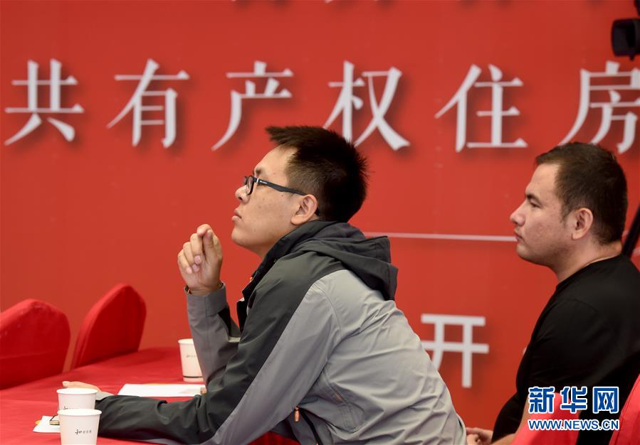 （圖文互動）（3）藍天白云講述北京新時代新故事&mdash;&mdash;北京站上新時代發(fā)展新起點