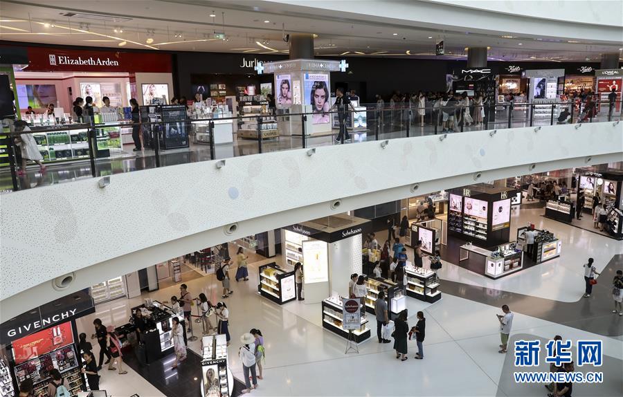 （新華全媒頭條&middot;潮起海之南&middot;圖文互動(dòng)）（11）春潮拍岸千帆進(jìn)&mdash;&mdash;海南特區(qū)改革開放30年紀(jì)實(shí)