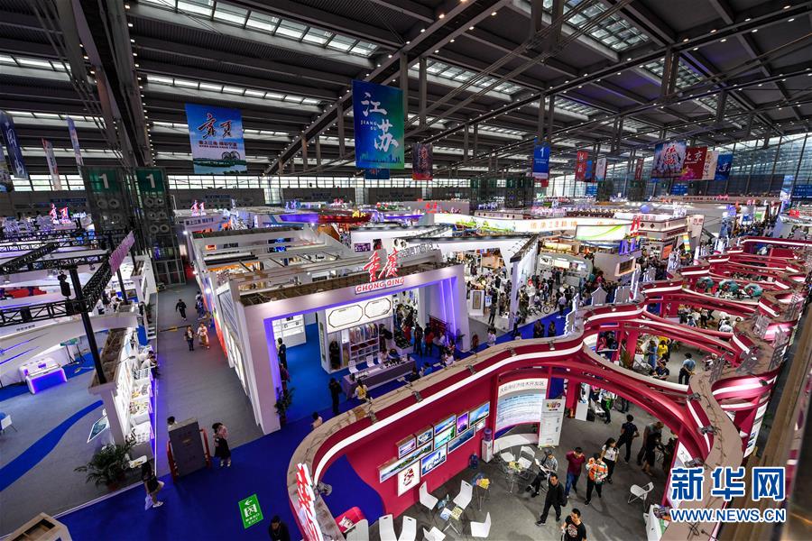 （新華全媒頭條&middot;壯闊東方潮　奮進(jìn)新時代&mdash;&mdash;慶祝改革開放40年&middot;圖文互動）（16）從追趕時代到引領(lǐng)時代&mdash;&mdash;從深圳發(fā)展奇跡看中國改革開放40年 