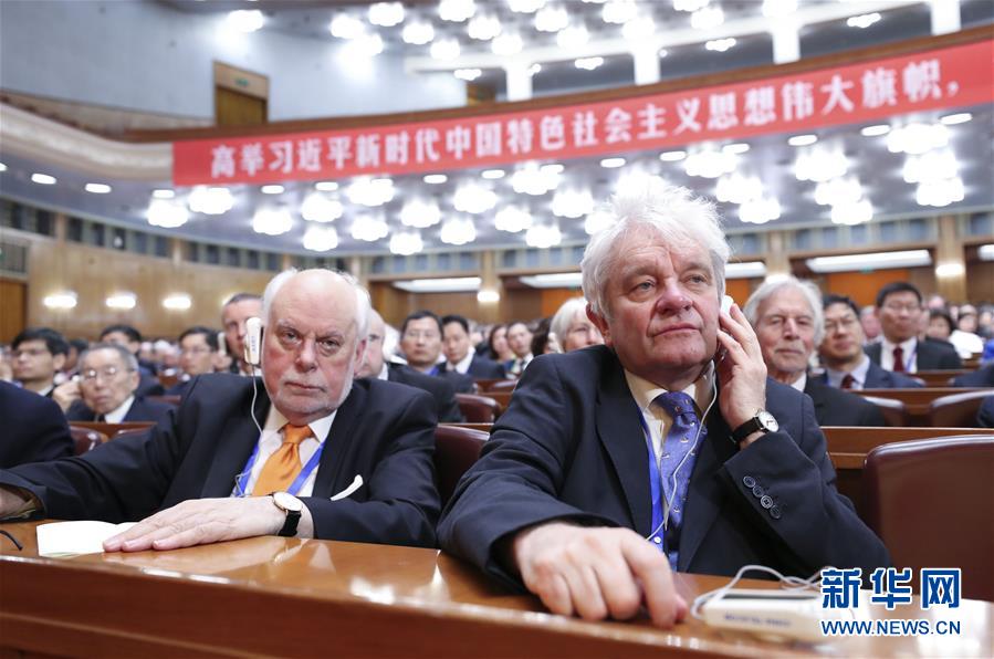 （新華全媒頭條&middot;圖文互動(dòng)）（3）向著建設(shè)世界科技強(qiáng)國(guó)的偉大目標(biāo)奮勇前進(jìn)！&mdash;&mdash;習(xí)近平總書(shū)記在兩院院士大會(huì)上的重要講話引起熱烈反響之一 