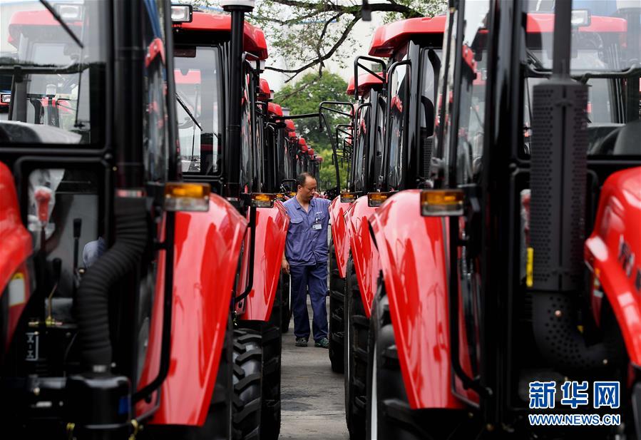 （新華全媒頭條&middot;圖文互動）（5）共和國農機工業(yè)&ldquo;長子&rdquo;成長記 