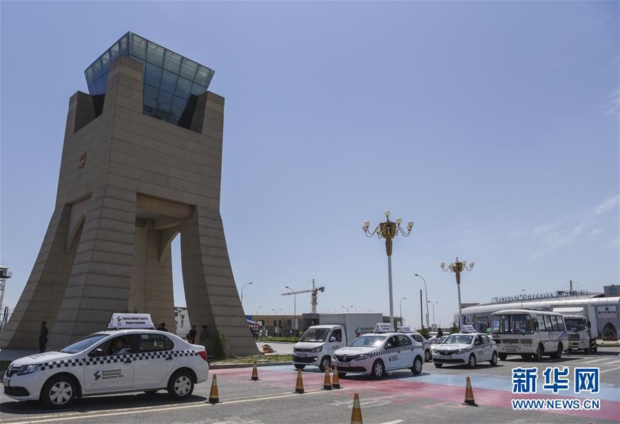 （新華全媒頭條&middot;圖文互動(dòng)）（3）去新疆！穿越古今絲綢之路