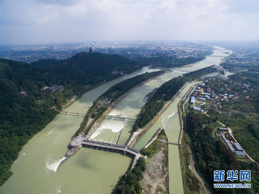 （新華全媒頭條·圖文互動(dòng)）（5）最年輕的節(jié)日 最悠久的牽念——寫給首個(gè)中國農(nóng)民豐收節(jié)