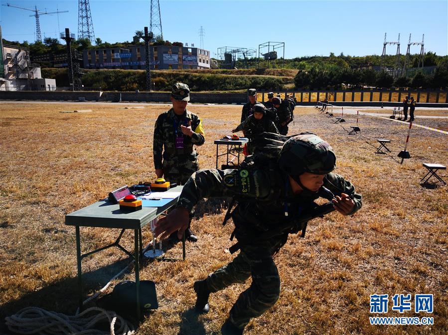 （圖文互動）（6）一切為了實戰(zhàn)&mdash;&mdash;武警部隊&ldquo;巔峰&rdquo;特戰(zhàn)比武競賽現(xiàn)場見聞