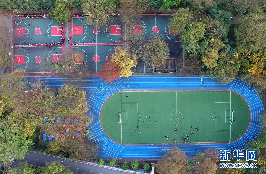 (慶祝改革開放40周年基層行·學(xué)校篇·圖文互動(dòng))(3)白鷺洲中學(xué)40年:書院教育的時(shí)代探索