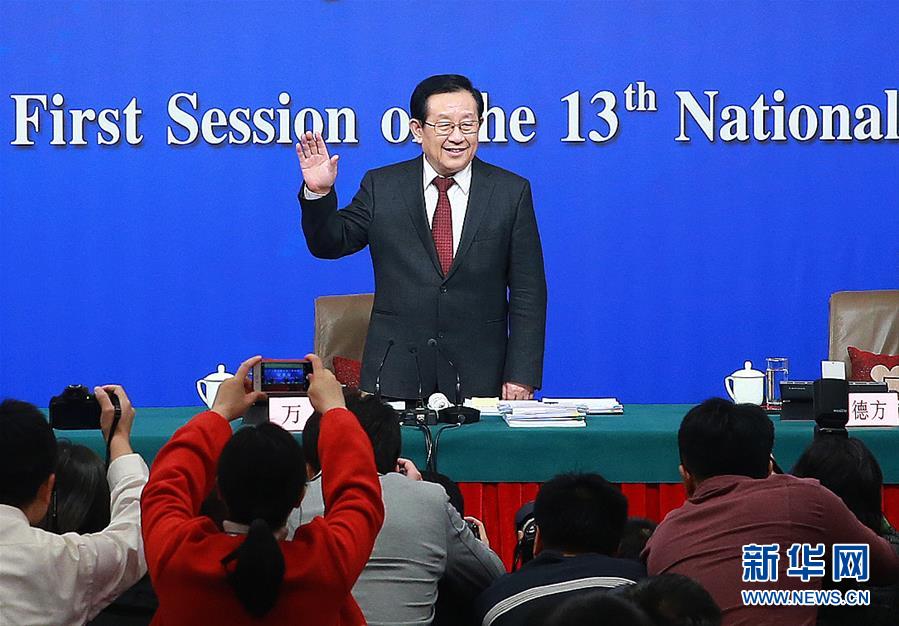 (兩會(huì)·XHDW)(4)科技部部長(zhǎng)萬鋼等就“加快建設(shè)創(chuàng)新型國(guó)家”答記者問