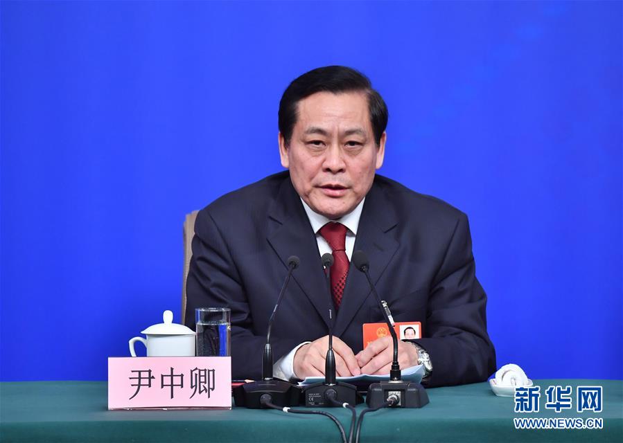 （兩會&middot;XHDW）（4）全國人大相關負責人就&ldquo;人大監(jiān)督工作&rdquo;答記者問