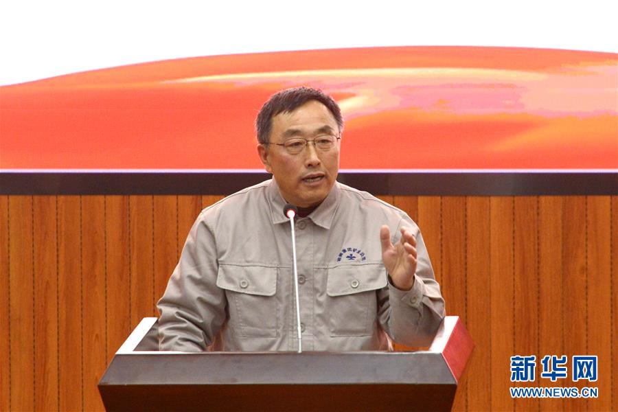 （改革先鋒進(jìn)校園&middot;圖文互動）（1）郭明義激勵廣大青年學(xué)子堅定理想信念