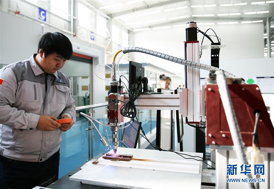 （新華全媒頭條&middot;圖文互動）（5）聚焦高質(zhì)量，躍上新臺階&mdash;&mdash;新年開局看中國經(jīng)濟信心和潛力