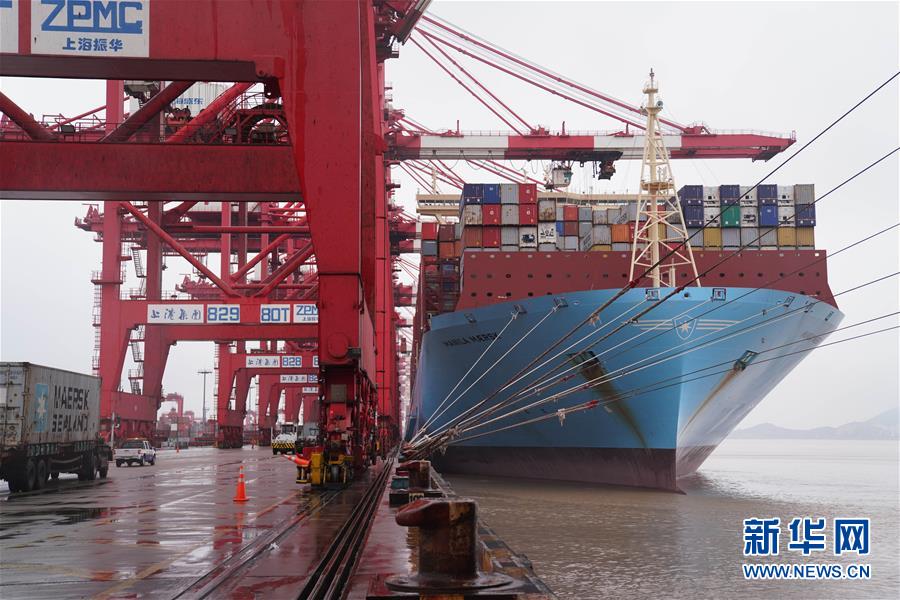 （在習(xí)近平新時(shí)代中國(guó)特色社會(huì)主義思想指引下&middot;將改革開(kāi)放進(jìn)行到底&middot;大國(guó)之約）（新華全媒頭條&middot;圖文互動(dòng)）（1）潮起東方浪涌時(shí)&mdash;&mdash;來(lái)自對(duì)外開(kāi)放前沿的時(shí)代強(qiáng)音