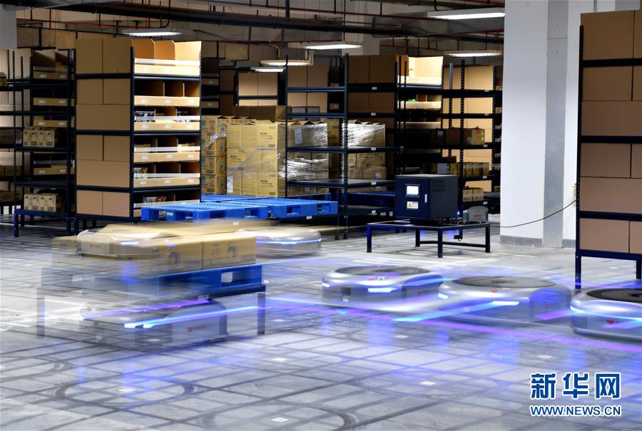 （在習(xí)近平新時(shí)代中國(guó)特色社會(huì)主義思想指引下&middot;將改革開(kāi)放進(jìn)行到底&middot;大國(guó)之約）（新華全媒頭條&middot;圖文互動(dòng)）（3）潮起東方浪涌時(shí)&mdash;&mdash;來(lái)自對(duì)外開(kāi)放前沿的時(shí)代強(qiáng)音