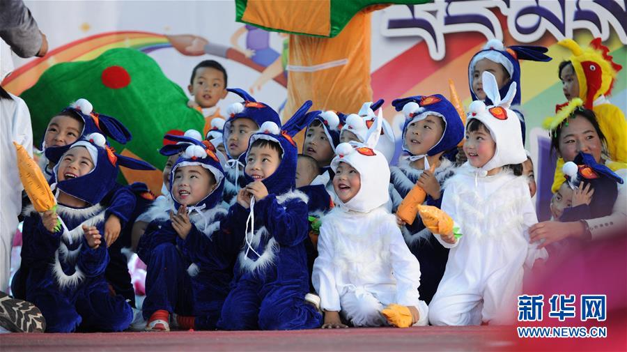 （新華全媒頭條&middot;圖文互動(dòng)）（8）昂首闊步向未來&mdash;&mdash;寫在西藏民主改革60周年之際