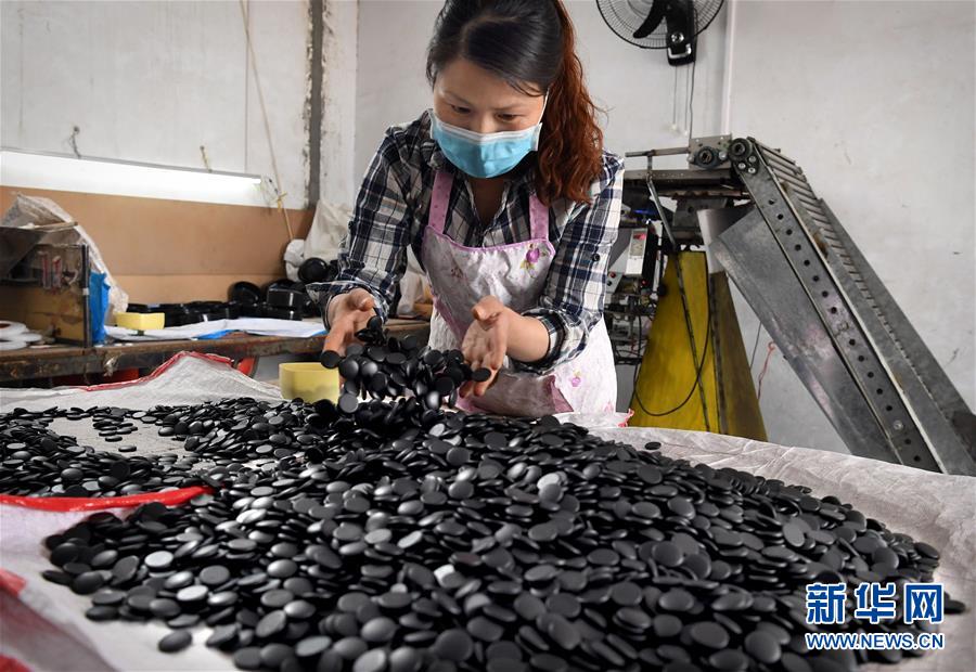 （新華全媒頭條&middot;圖文互動(dòng)）（19）&ldquo;若問(wèn)古今興廢事，請(qǐng)君只看洛陽(yáng)城&rdquo;&mdash;&mdash;千年古都&ldquo;烹制&rdquo;博物館盛宴