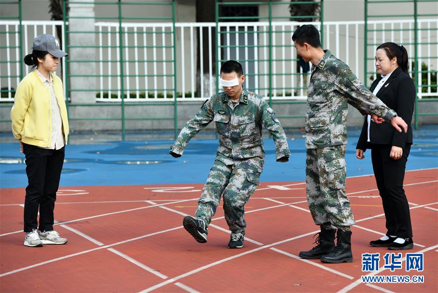 （時代先鋒·圖文互動）（7）新時代最可愛的人——記陸軍某掃雷排爆大隊英雄戰(zhàn)士杜富國