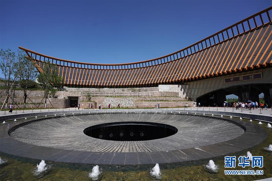 （在習(xí)近平新時(shí)代中國特色社會(huì)主義思想指引下&mdash;&mdash;新時(shí)代新作為新篇章&middot;圖文互動(dòng)）（3）從世園會(huì)&ldquo;看&rdquo;中國綠色發(fā)展之路&mdash;&mdash;寫在北京世園會(huì)&ldquo;中國國家館日&rdquo;到來之際