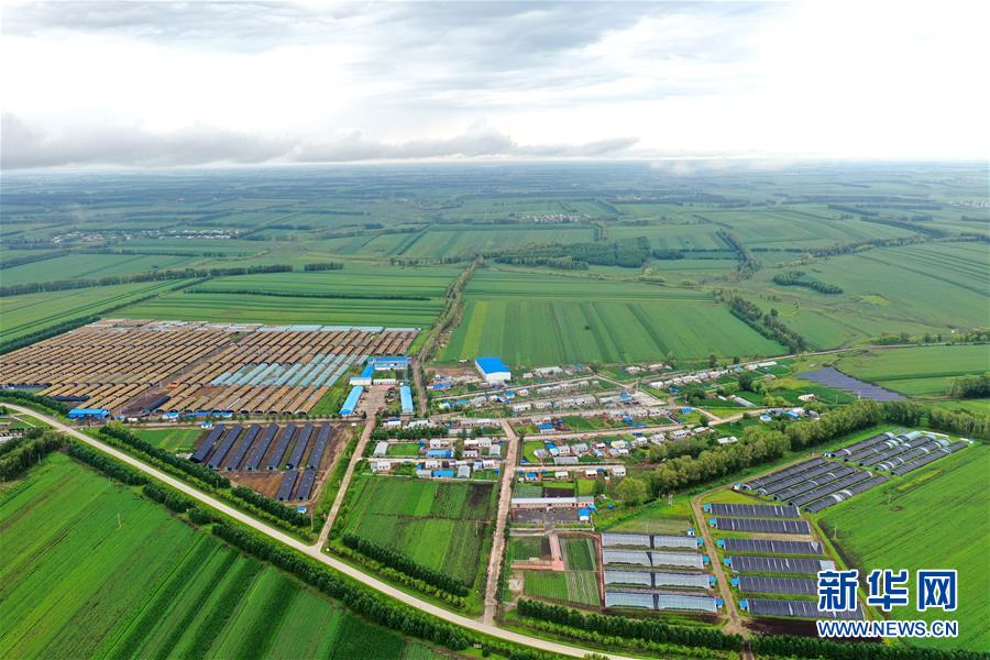 （圖文互動）（2）（在習近平新時代中國特色社會主義思想指引下&mdash;&mdash;新時代新作為新篇章）&ldquo;團結(jié)&rdquo;振興團結(jié)村&mdash;&mdash;黑龍江拜泉縣團結(jié)村凝聚民心攻堅脫貧