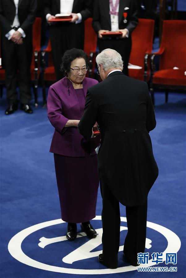 （壯麗70年&middot;奮斗新時代&mdash;&mdash;共和國榮光&middot;圖文互動）（3）屠呦呦：與青蒿結(jié)緣 用中醫(yī)藥造福世界