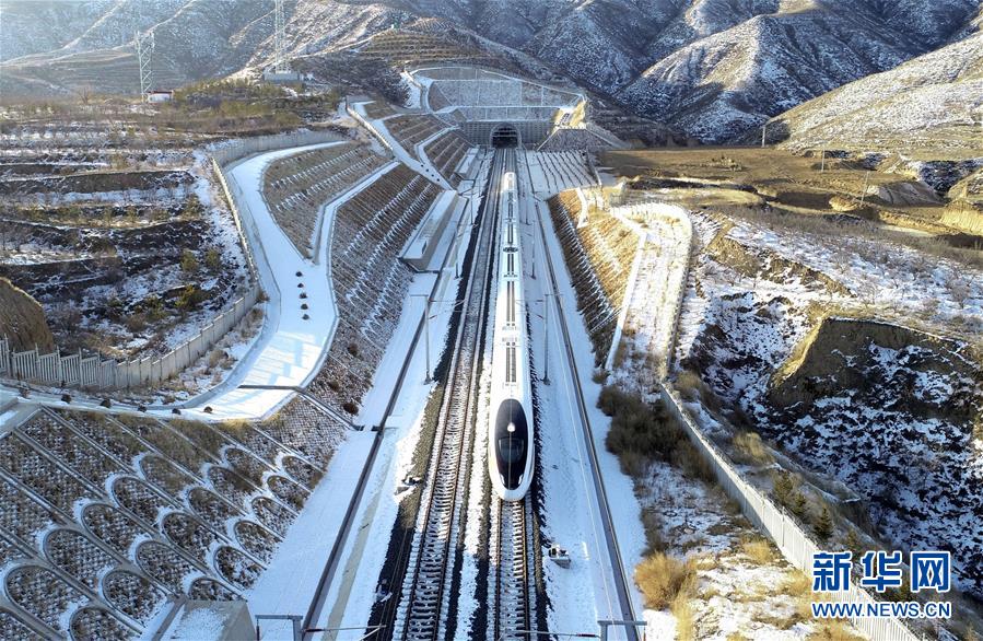 （新華全媒頭條&middot;圖文互動）（12）百年跨越，逐夢京張&mdash;&mdash;寫在京張高鐵開通暨中國高鐵突破3.5萬公里之際