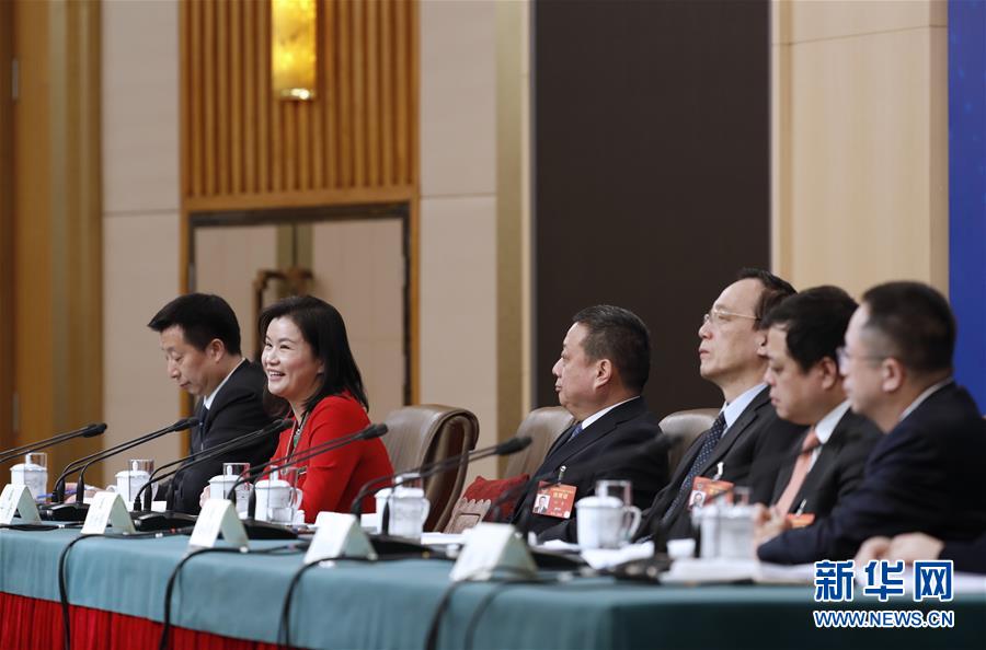 （兩會&middot;XHDW）（8）政協(xié)委員談優(yōu)化營商環(huán)境、促進(jìn)民營經(jīng)濟(jì)高質(zhì)量發(fā)展