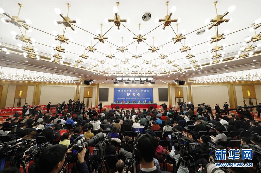 （兩會&middot;XHDW）（9）政協(xié)委員談優(yōu)化營商環(huán)境、促進民營經(jīng)濟高質(zhì)量發(fā)展