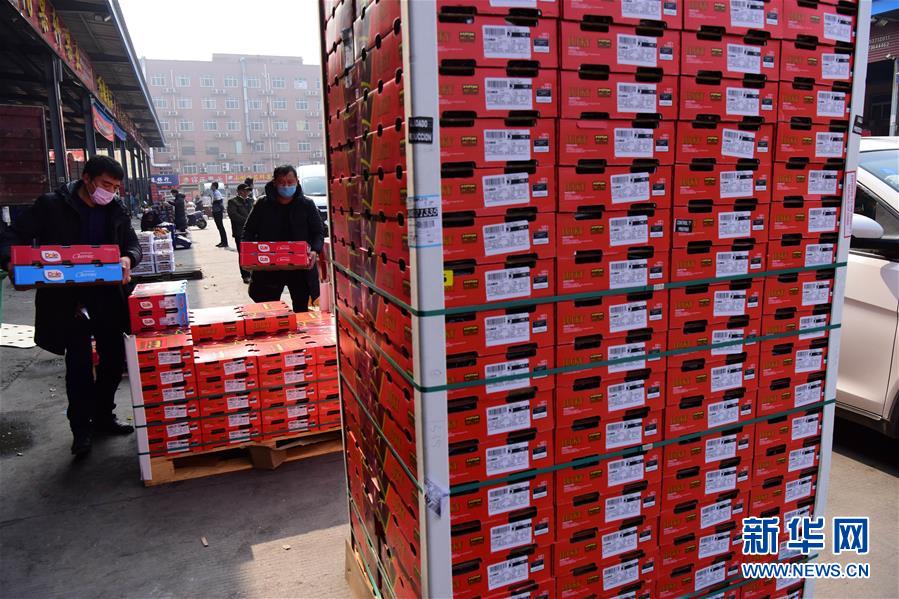 （聚焦疫情防控&middot;圖文互動(dòng)）（2）吃的東西充足，做點(diǎn)花樣菜吧！&mdash;&mdash;中部地區(qū)最大農(nóng)產(chǎn)品批發(fā)市場(chǎng)見(jiàn)聞 