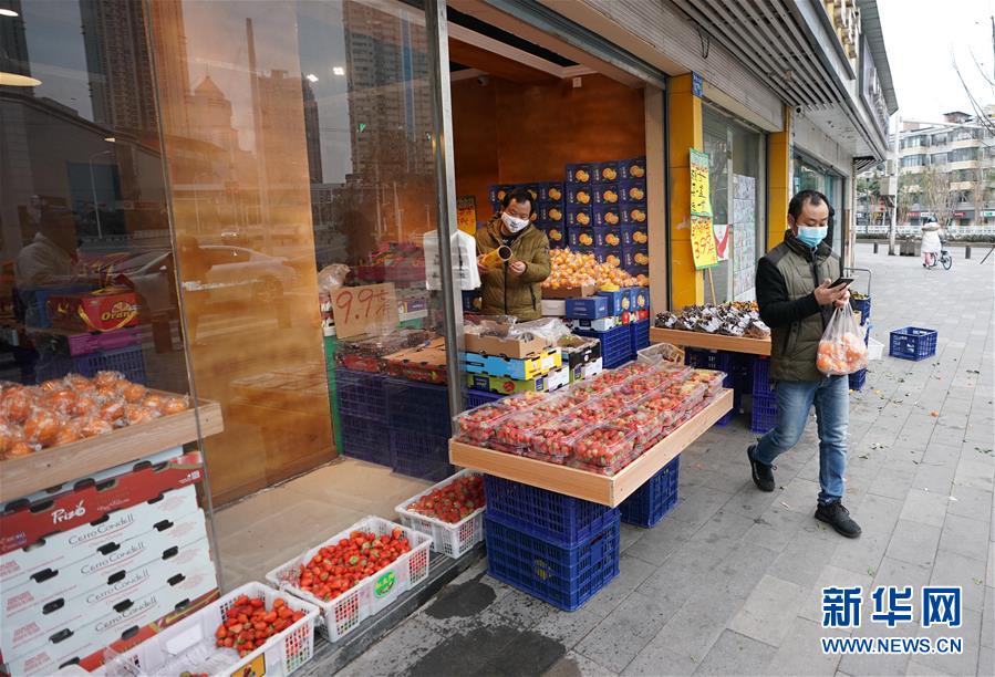 （新華全媒頭條&middot;圖文互動）（4）人間至味是團(tuán)圓&mdash;&mdash;武漢庚子元宵節(jié)全紀(jì)錄