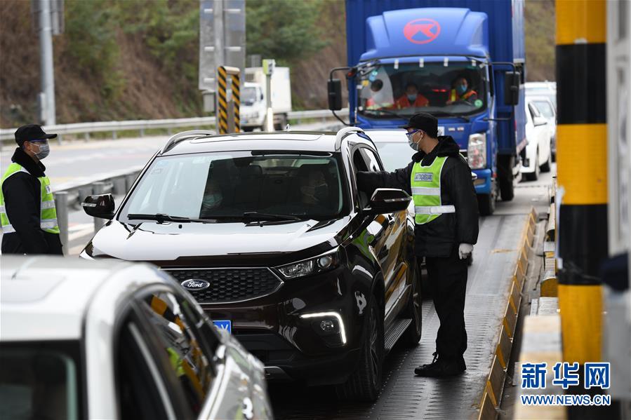 （聚焦疫情防控&middot;圖文互動）（1）嚴守三大關口 蓄力復工復產&mdash;&mdash;最大移民城市深圳的抗&ldquo;疫&rdquo;突圍戰(zhàn)