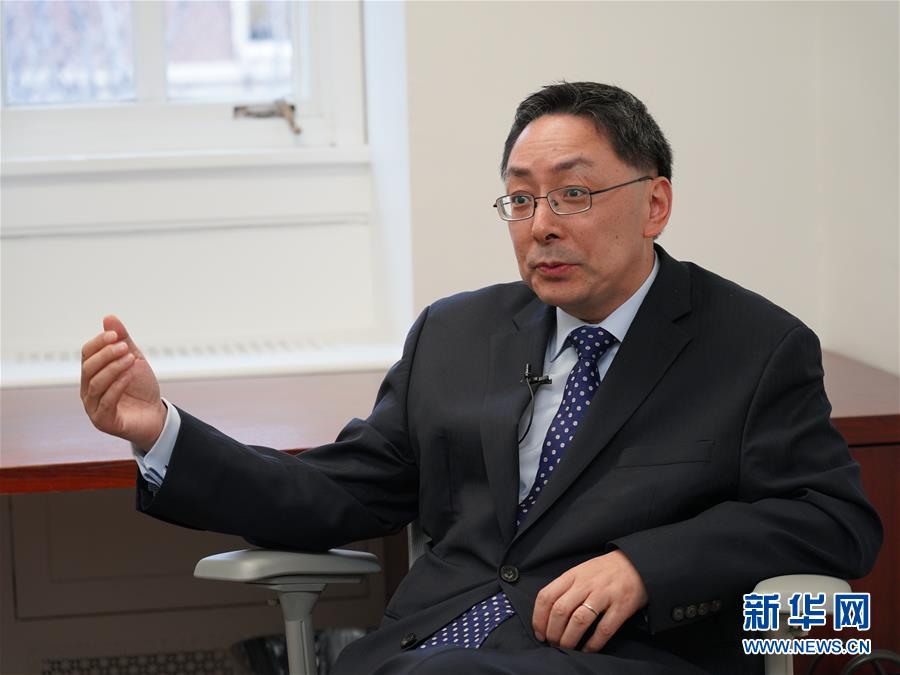 （國際&middot;圖文互動）專訪：抗擊新冠肺炎亟需加強(qiáng)國際協(xié)調(diào)與合作&mdash;&mdash;訪美國外交關(guān)系委員會全球衛(wèi)生專家黃嚴(yán)忠