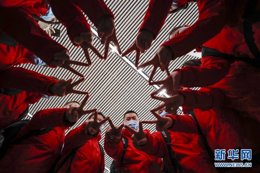 （聚焦疫情防控&middot;對(duì)口支援19省份在奮戰(zhàn)&middot;圖文互動(dòng)）（4）&ldquo;當(dāng)我們摘下口罩，看到彼此勝利的微笑&rdquo;&mdash;&mdash;重慶對(duì)口支援孝感市抗擊疫情紀(jì)實(shí)