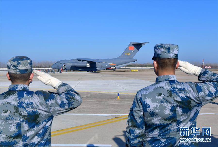 （新華全媒頭條·圖文互動(dòng)）（10）巡天遙看一千河——武漢天河機(jī)場(chǎng)戰(zhàn)“疫”的日日夜夜