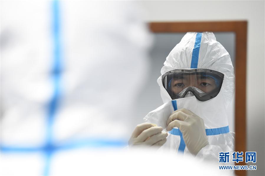 (一線抗疫群英譜·圖文互動)(1)劉博:當好抗疫戰(zhàn)斗的“前哨”